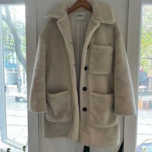 Zara white teddy coat